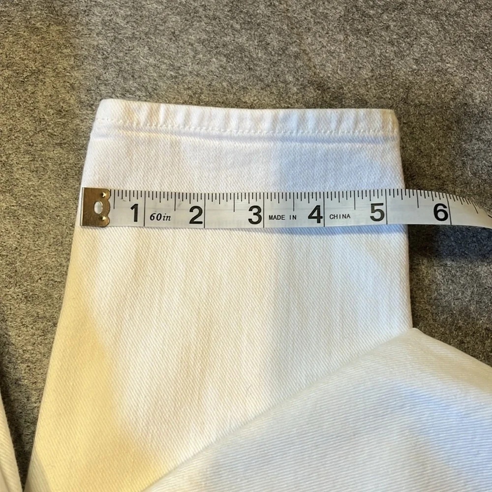 PAIGE Skyline Denim, White. Size 25. - Picture 2 of 11